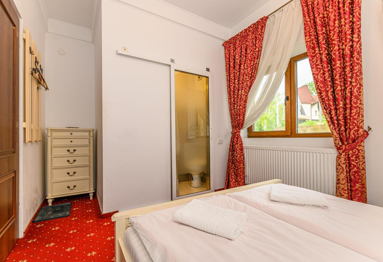 Panoramic Center Rooms Braşov Buitenkant foto